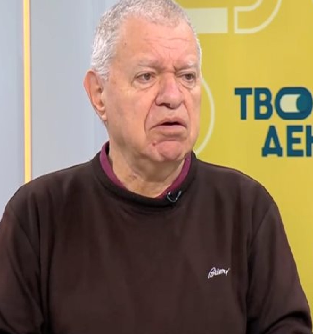 проф. Михаил Константинов